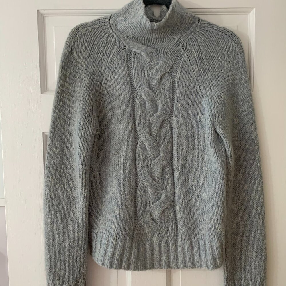 ANN TAYLOR Soft Blue Cable Marled Knit, Funnel Neck sweater size M